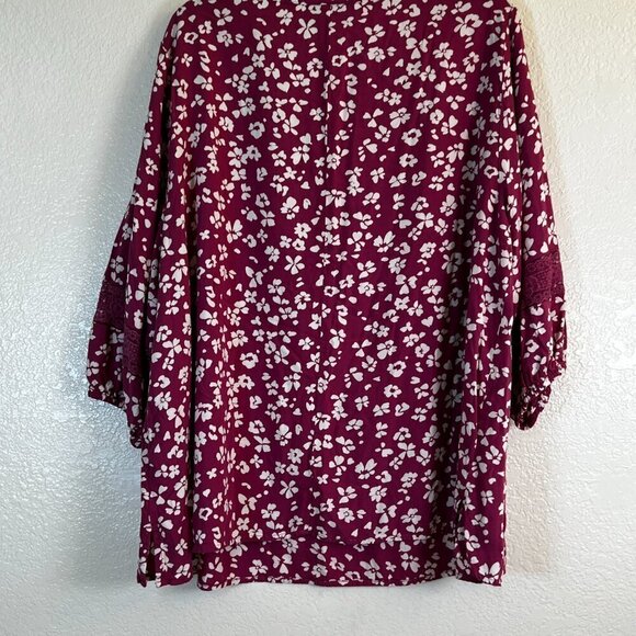 Lane Bryant Pink and White Floral Long Sleeve Lace Accent Tunic Blouse Size 20‎ - Picture 5 of 9